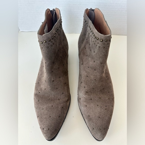 Bettye Frederika Grey Taupe Zip Up Ankle Boots Booties Size 6.5 - Picture 4 of 9